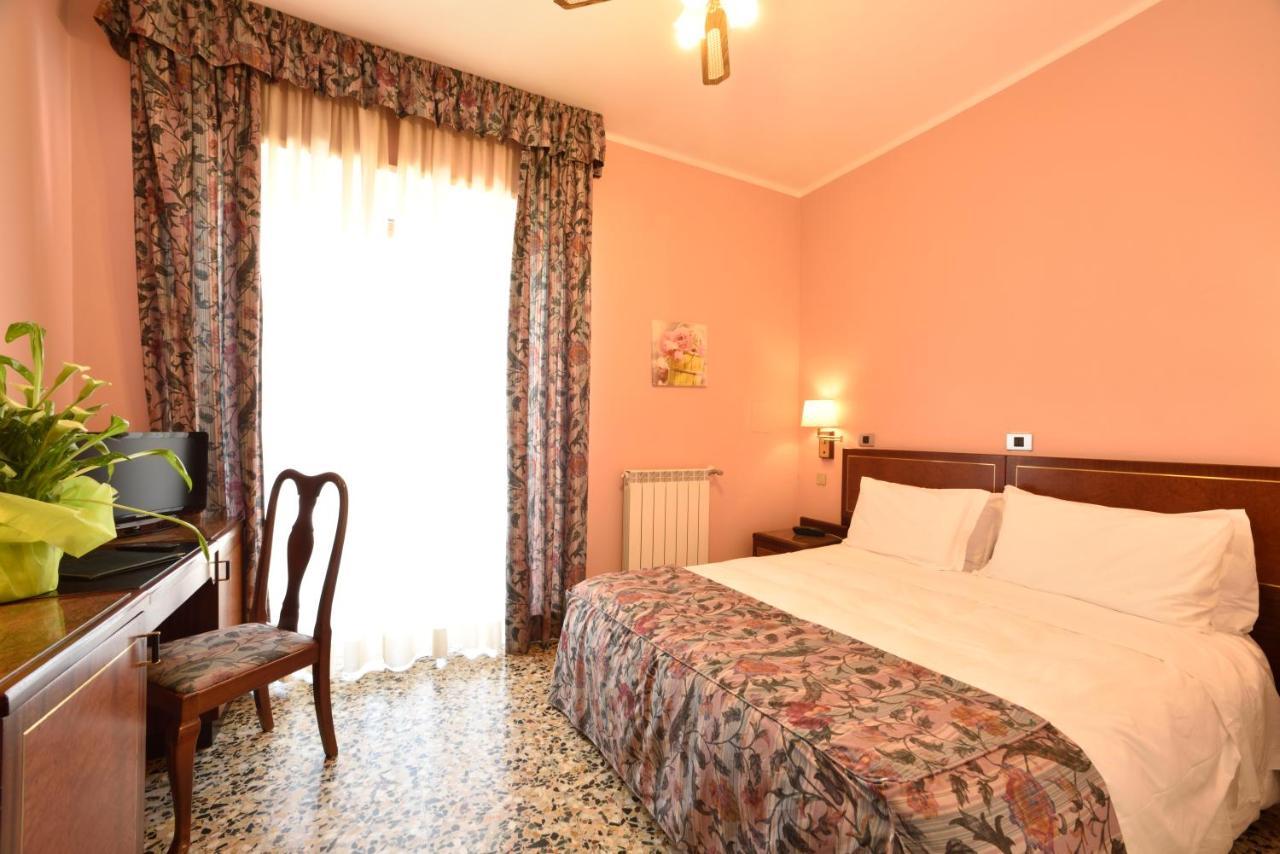 סן ברתולומיאו אל מארה Hotel Bergamo Mare Mhotelsgroup מראה חיצוני תמונה